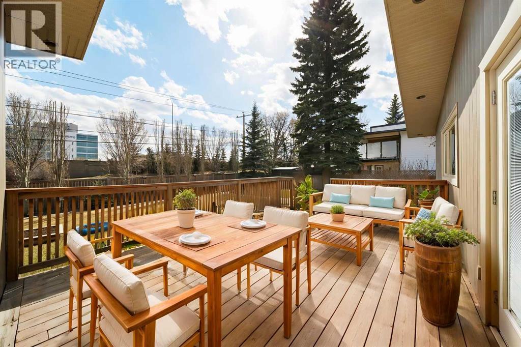 Single Family House Bungalow for Sale in  Malibou Road SW Mayfair Calgary 