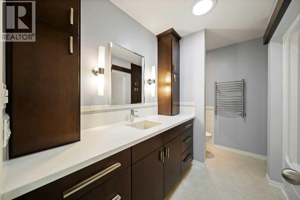 Single Family House Bungalow for Sale in  Malibou Road SW Mayfair Calgary 