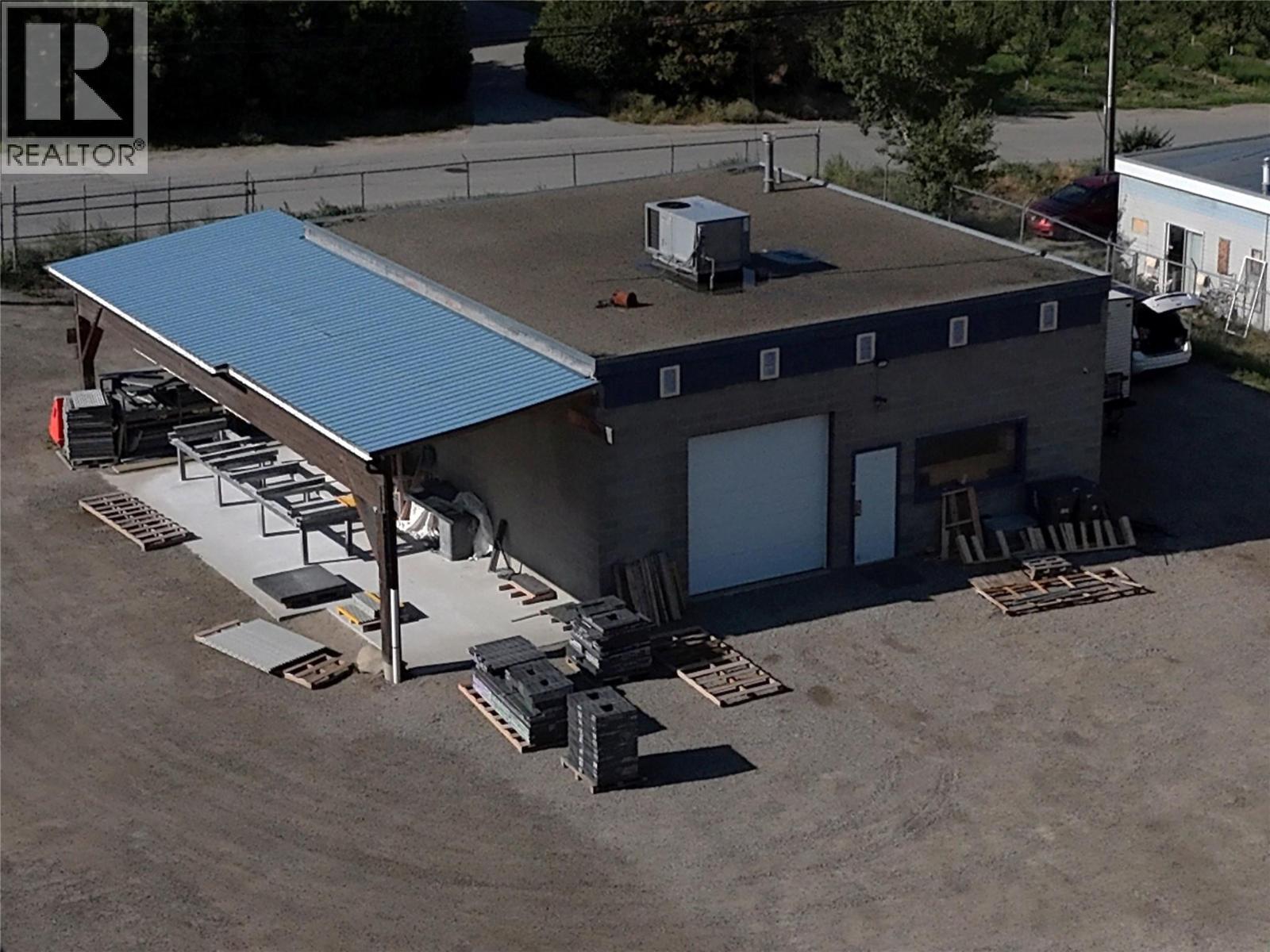  9716 Lenzi Street, Summerland