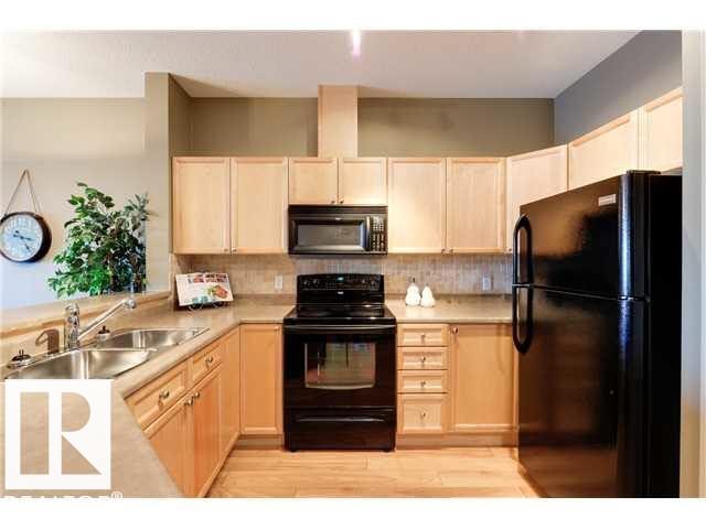 Photo 4 of 112 4312 139 Av Nw, Edmonton AB