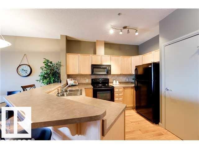Photo 5 of 112 4312 139 Av Nw, Edmonton AB