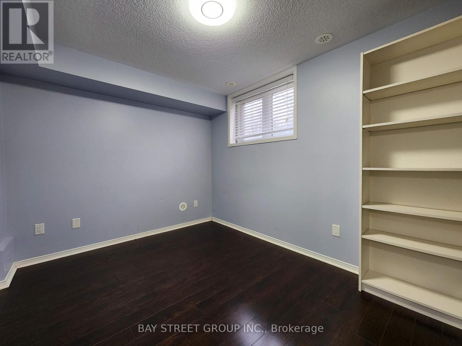 Photo 12 of 1 5585 Oscar Peterson Boulevard, Mississauga ON