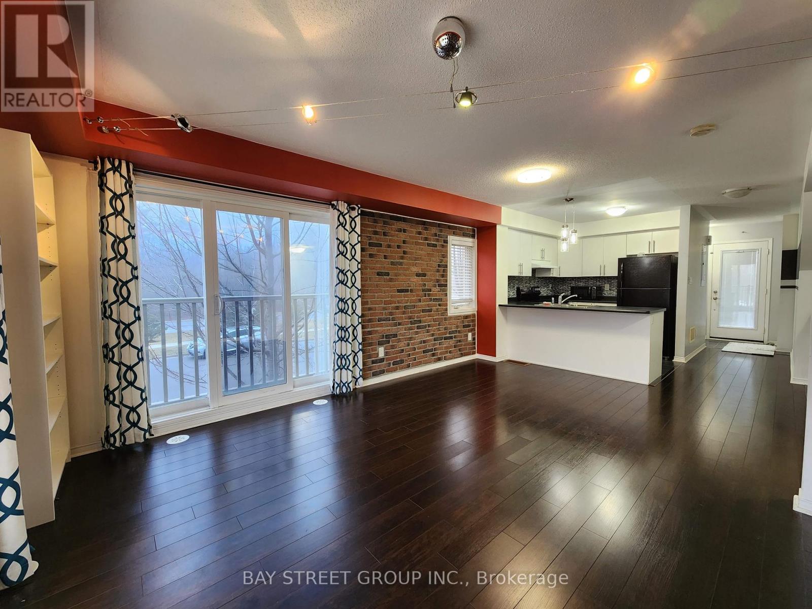 Photo 18 of 1 5585 Oscar Peterson Boulevard, Mississauga ON