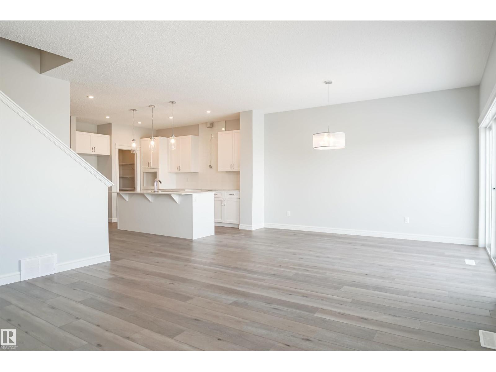 Photo 5 of 16531 3 St Ne, Edmonton AB