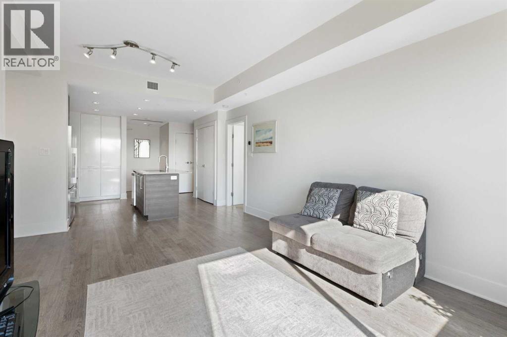 Single Family House for Sale in    Street NE Bridgeland/Riverside Calgary 