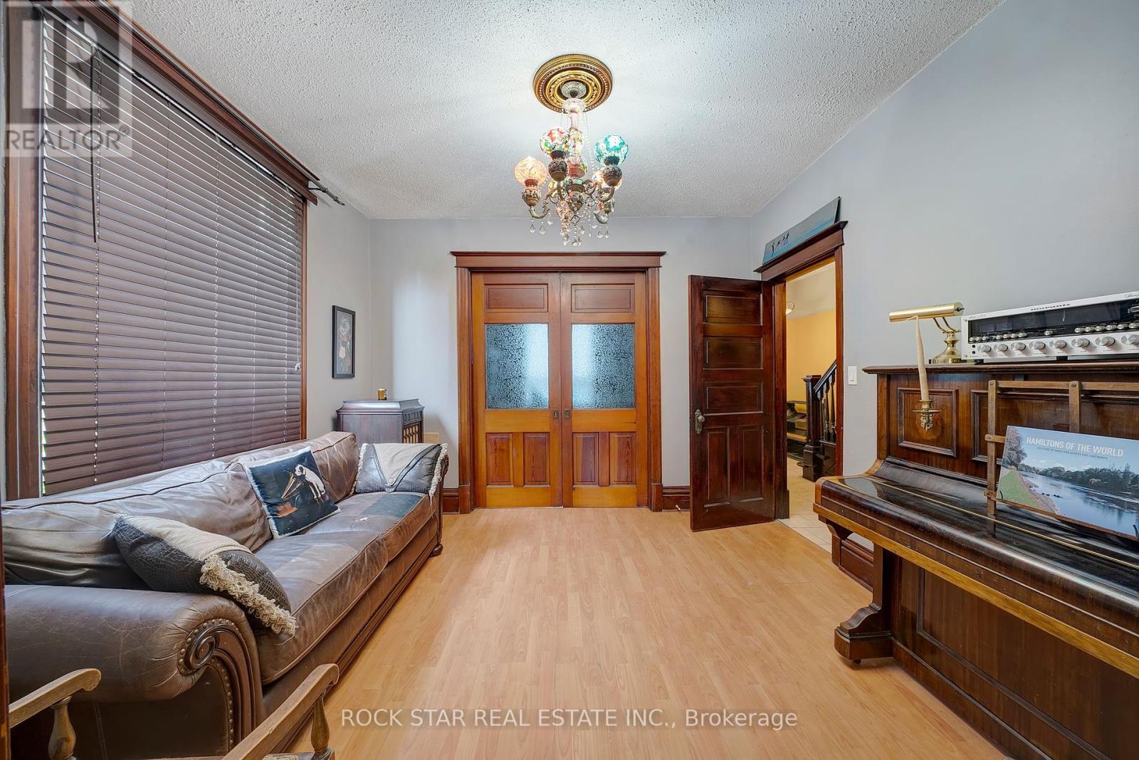 Photo 11 of 230 Mary Street, Hamilton ON