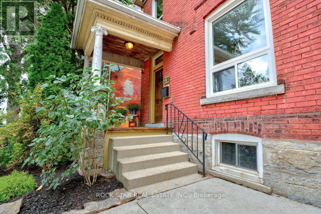 Photo 2 of 230 Mary Street, Hamilton ON