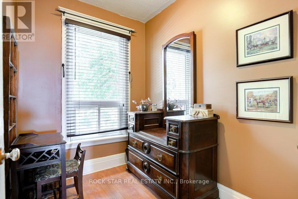 Photo 23 of 230 Mary Street, Hamilton ON