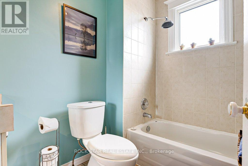 Photo 30 of 230 Mary Street, Hamilton ON