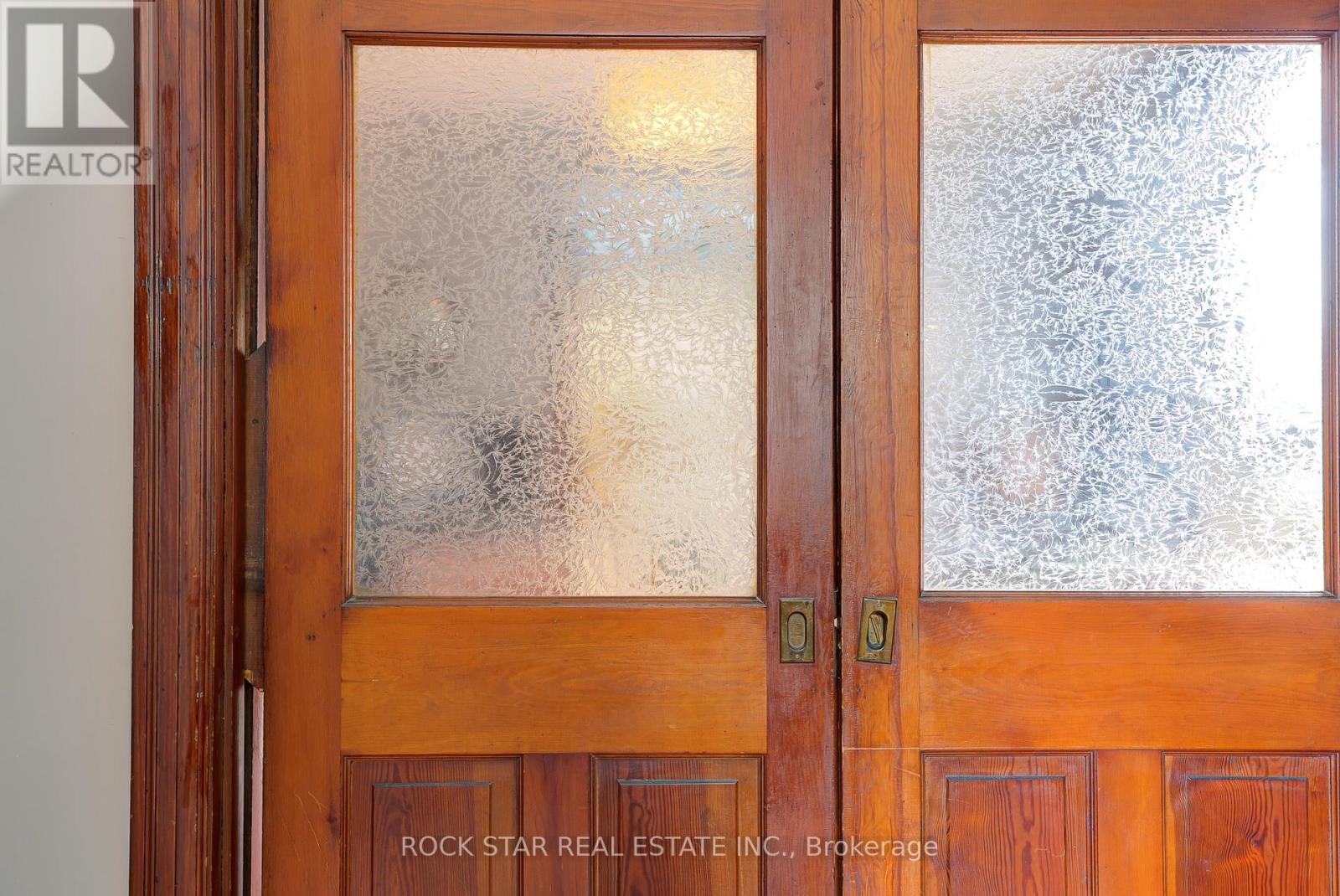 Photo 9 of 230 Mary Street, Hamilton ON