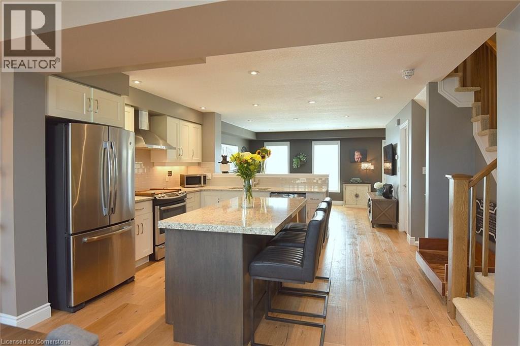 Photo 2 of 55 Jeffrey Drive, Guelph ON