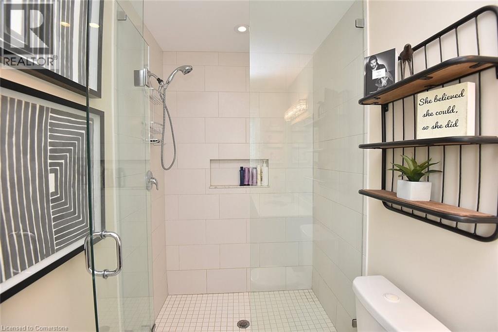 Photo 15 of 55 Jeffrey Drive, Guelph ON