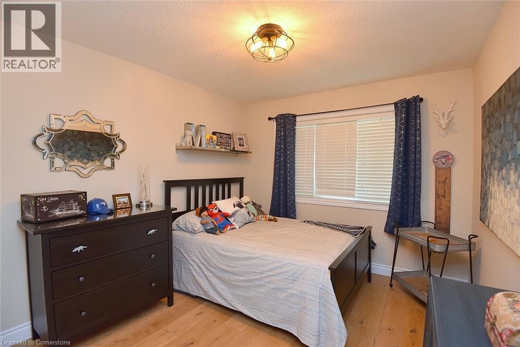 Photo 16 of 55 Jeffrey Drive, Guelph ON
