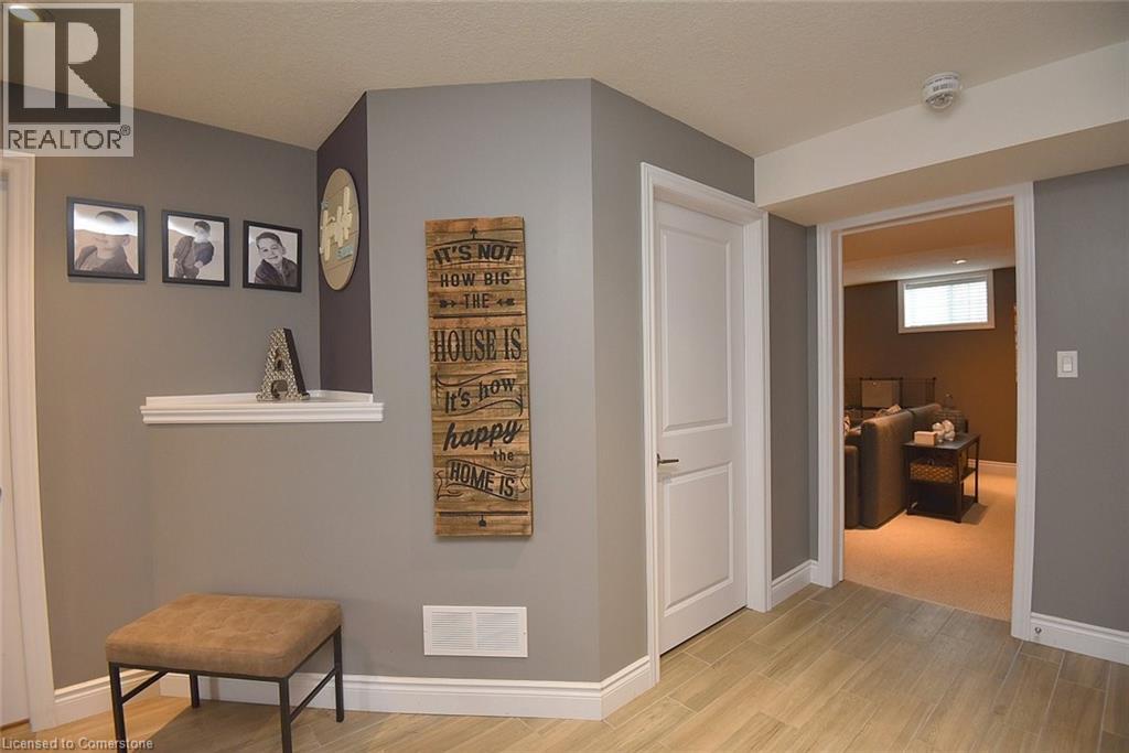Photo 17 of 55 Jeffrey Drive, Guelph ON