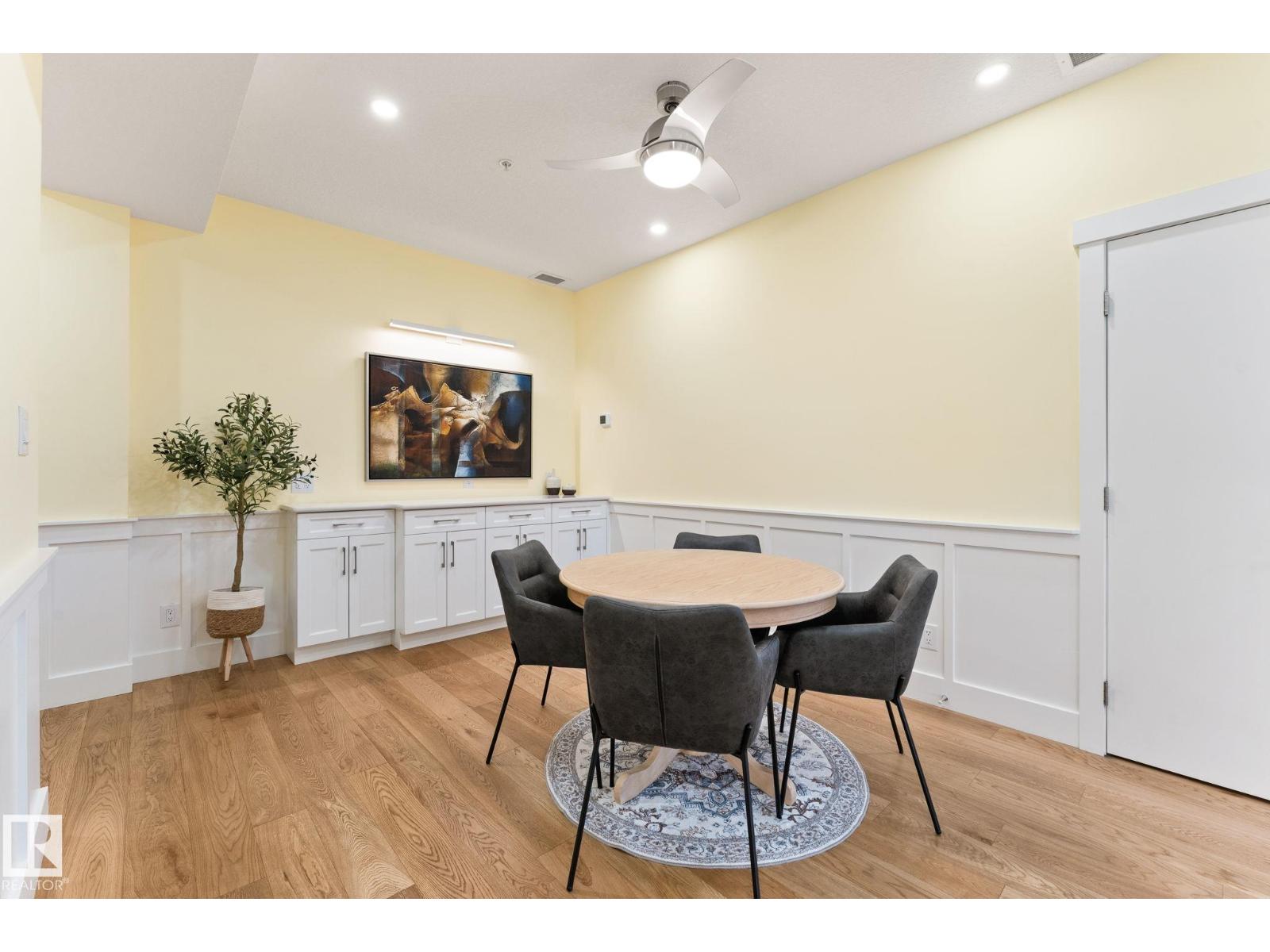 Photo 8 of 303 11503 76 Av Nw, Edmonton AB