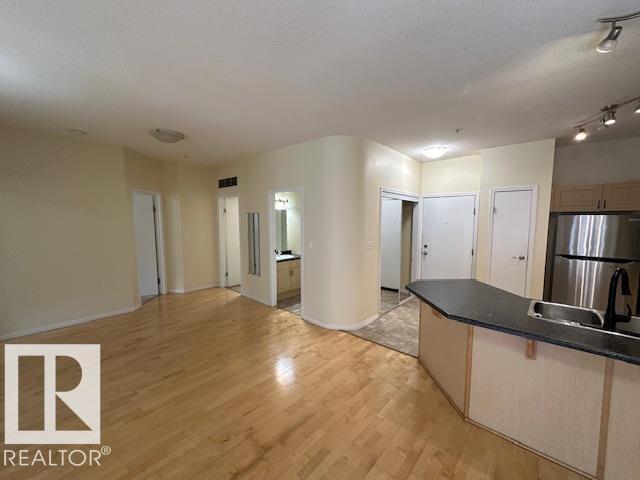 Photo 14 of 311 4304 139 Av Nw, Edmonton AB