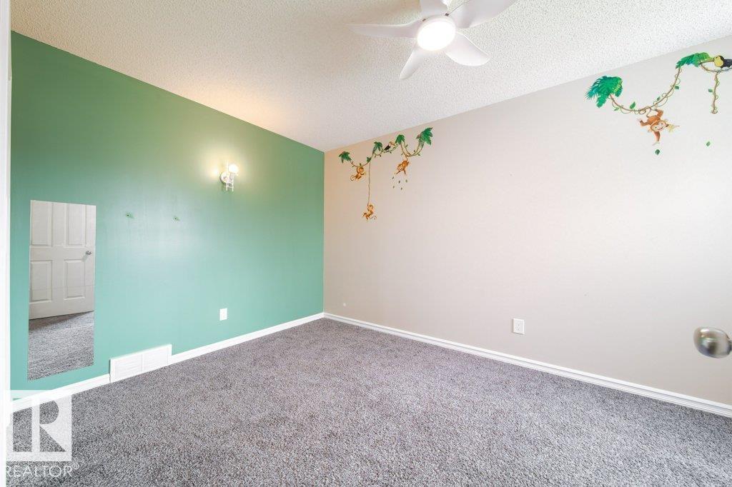 Photo 21 of 16117 49 St Nw, Edmonton AB