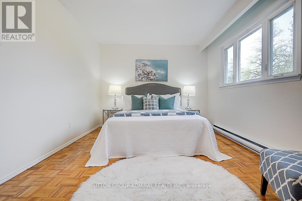 Photo 18 of 157 Angus Drive, Toronto ON