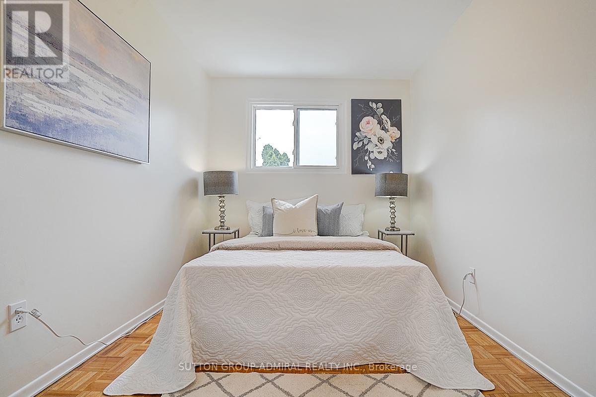 Photo 21 of 157 Angus Drive, Toronto ON