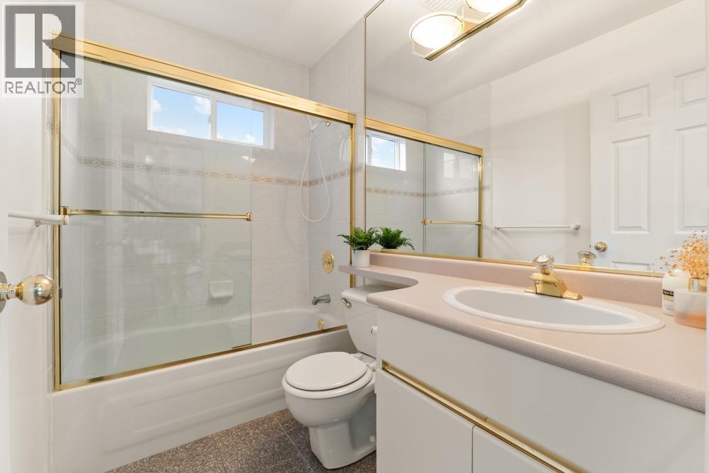 Photo 19 of 5475 Lackner Crescent, Richmond BC