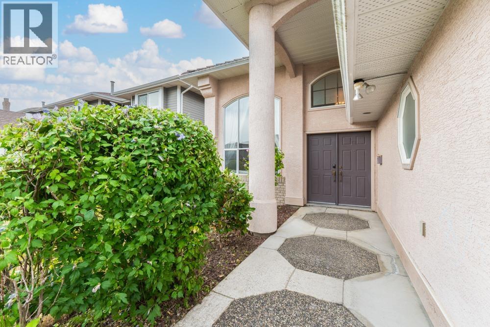 Photo 2 of 5475 Lackner Crescent, Richmond BC