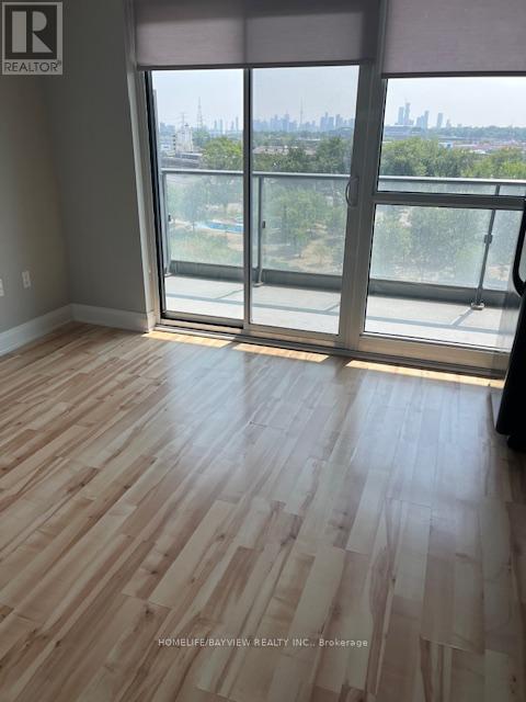 Photo 17 of 610 160 Vanderhoof Avenue, Toronto ON