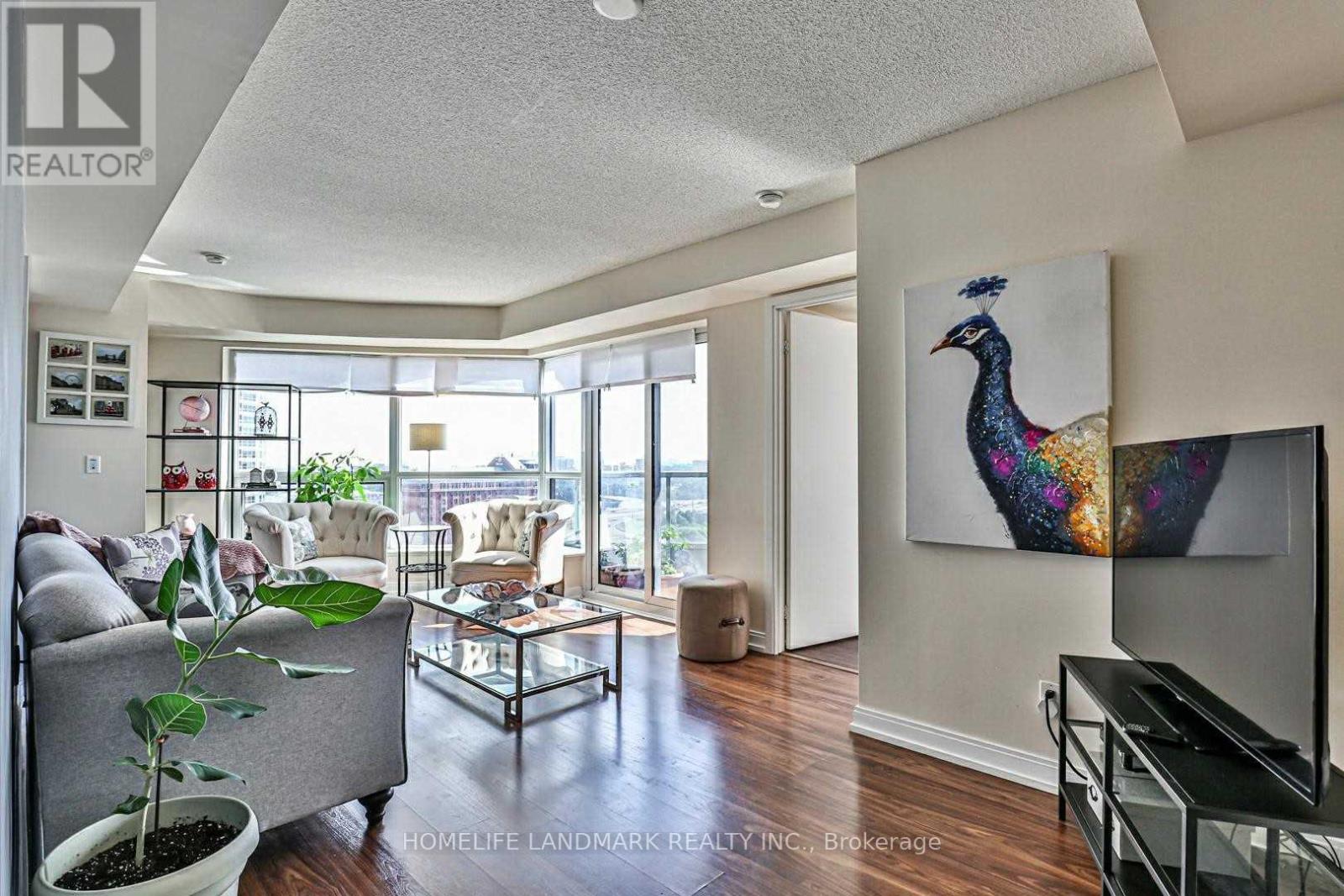 Photo 11 of 1714 181 Village Green Square, Toronto ON