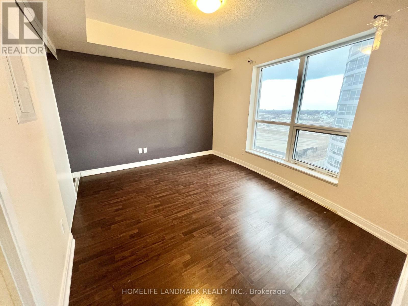 Photo 19 of 1714 181 Village Green Square, Toronto ON