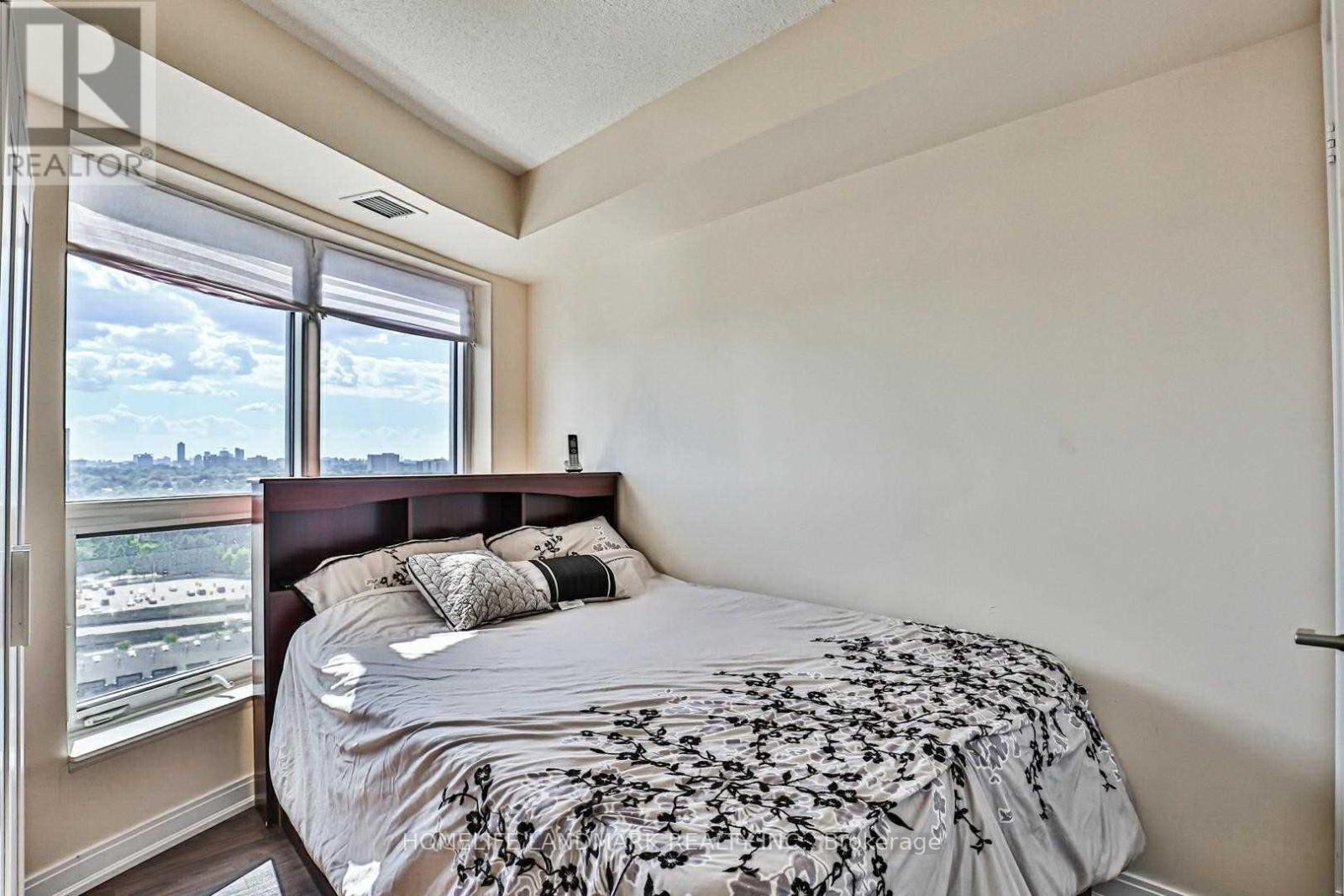 Photo 21 of 1714 181 Village Green Square, Toronto ON