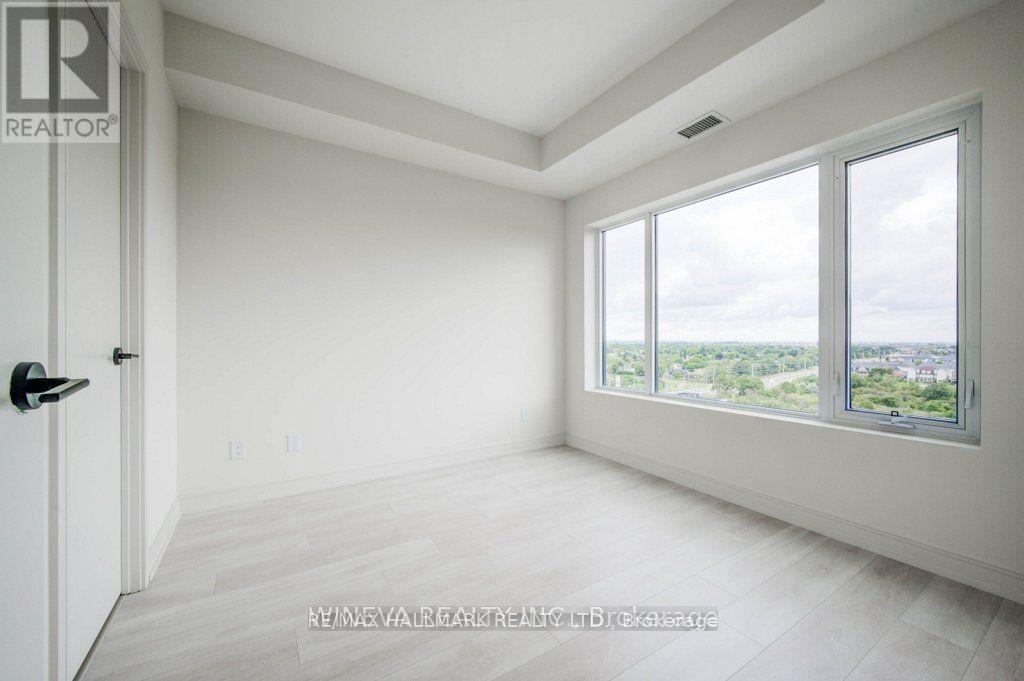 Photo 12 of 1002 8010 Derry Road W, Milton ON
