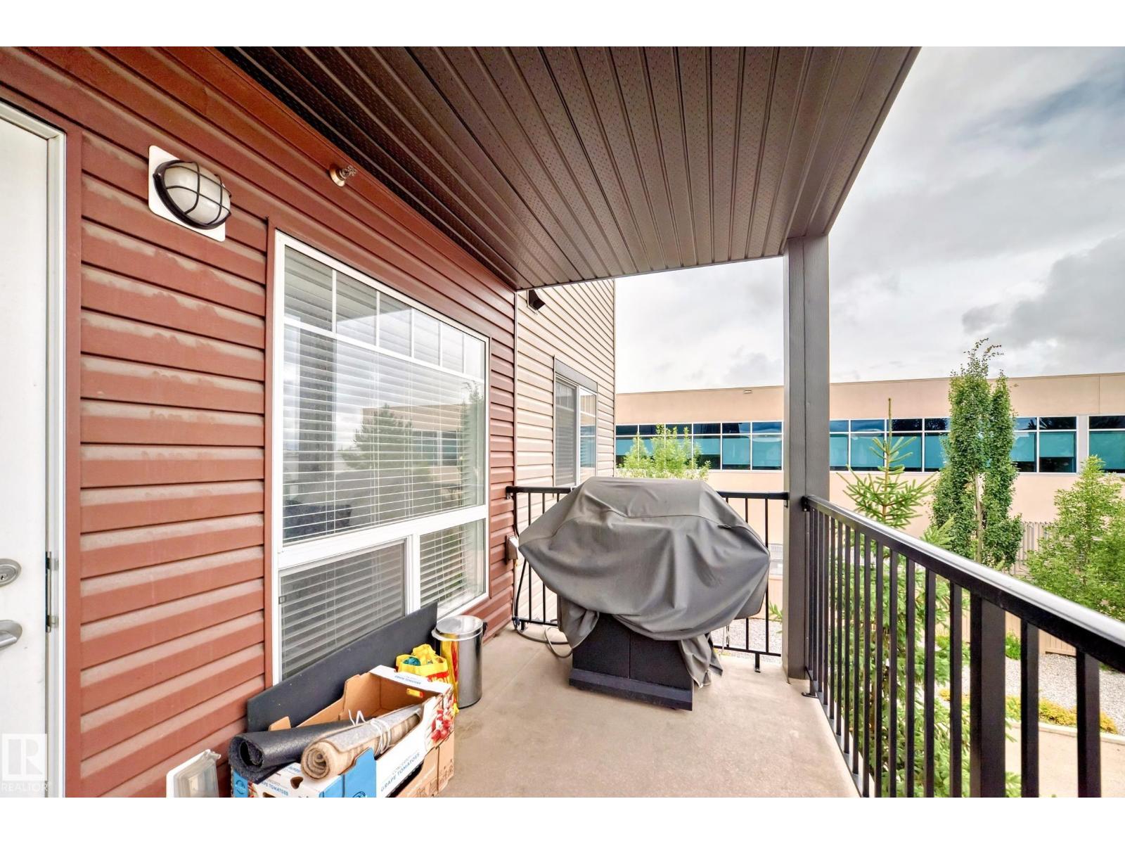 Photo 16 of 303 9517 160 Av Nw, Edmonton AB