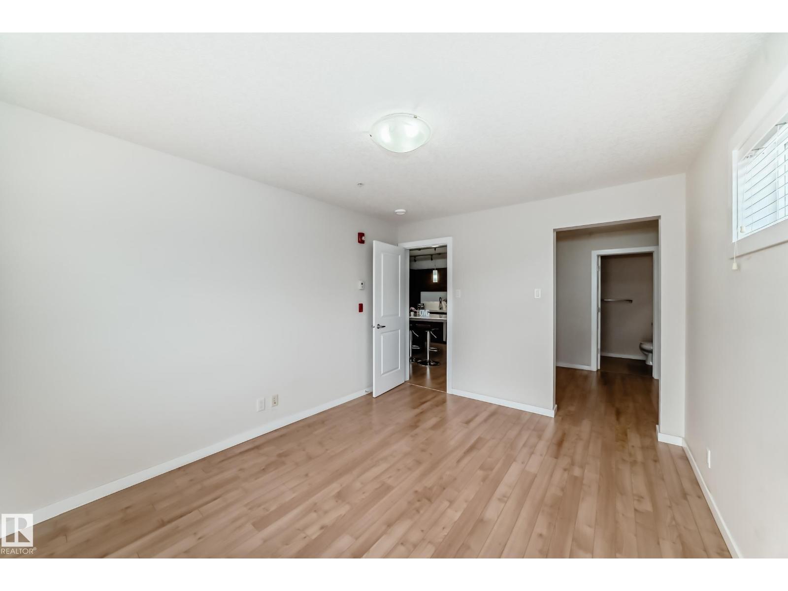 Photo 23 of 303 9517 160 Av Nw, Edmonton AB