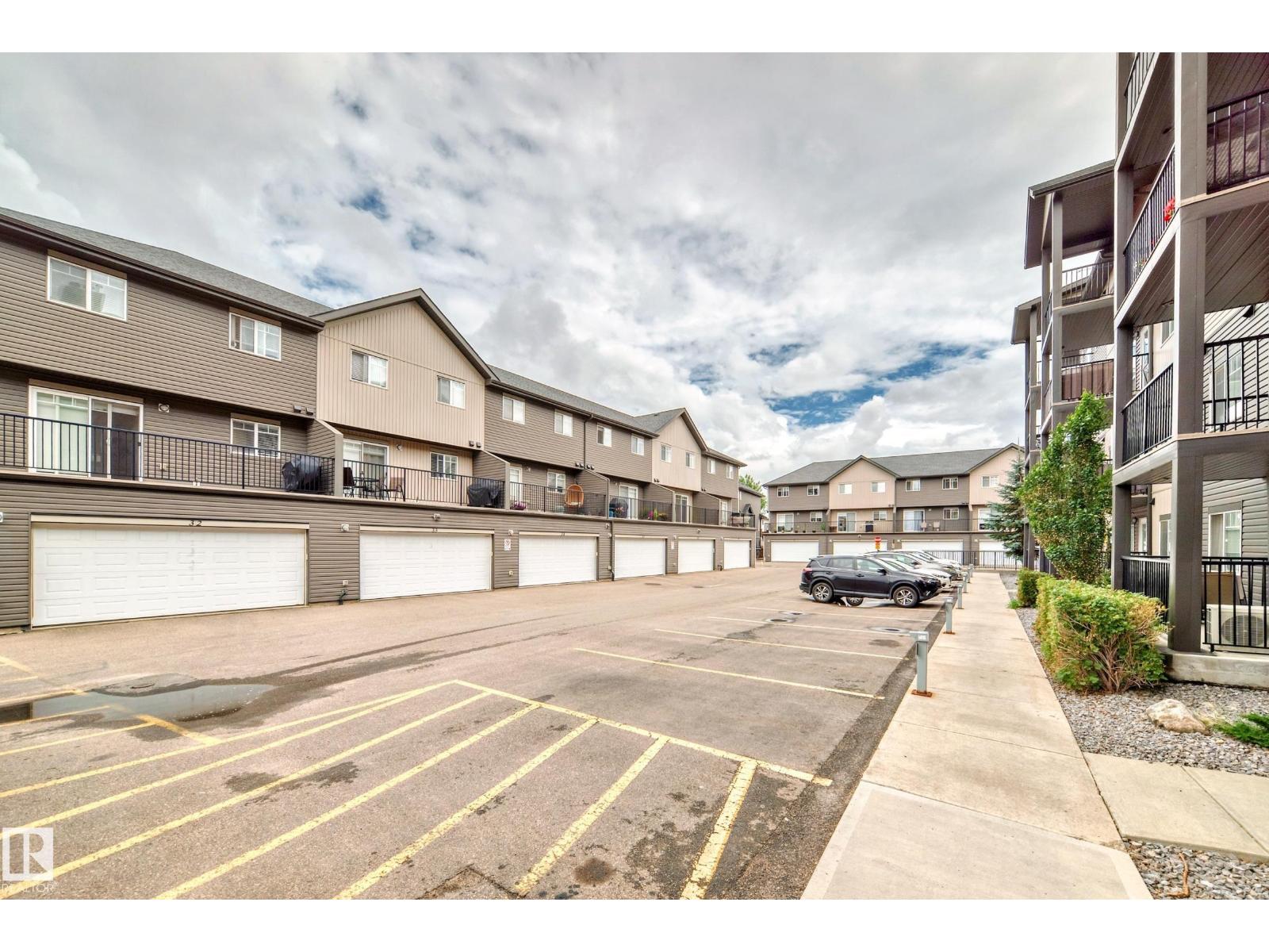 Photo 39 of 303 9517 160 Av Nw, Edmonton AB