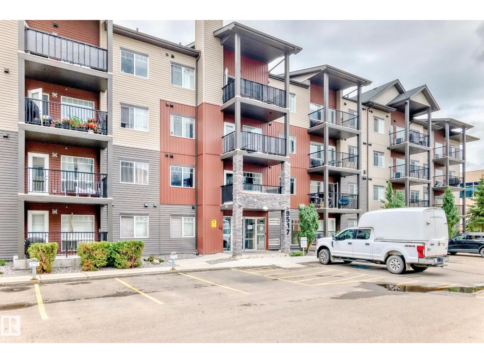Photo 44 of 303 9517 160 Av Nw, Edmonton AB