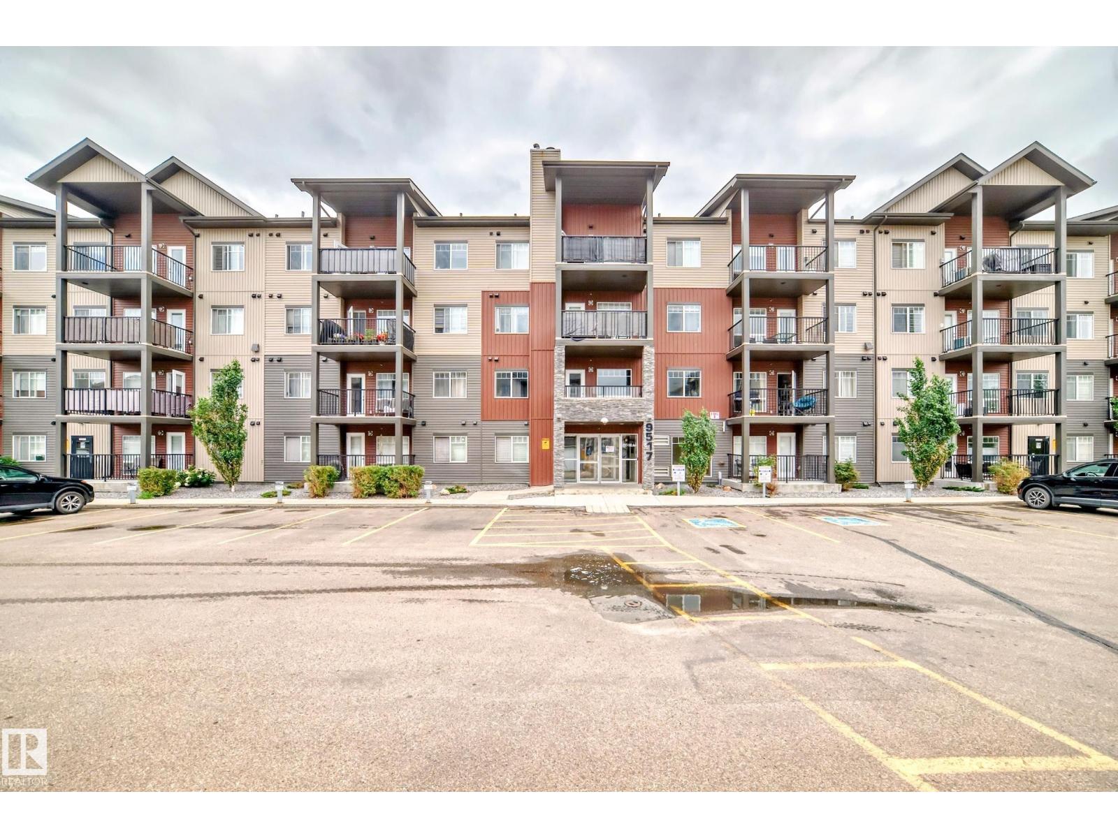 Photo 45 of 303 9517 160 Av Nw, Edmonton AB
