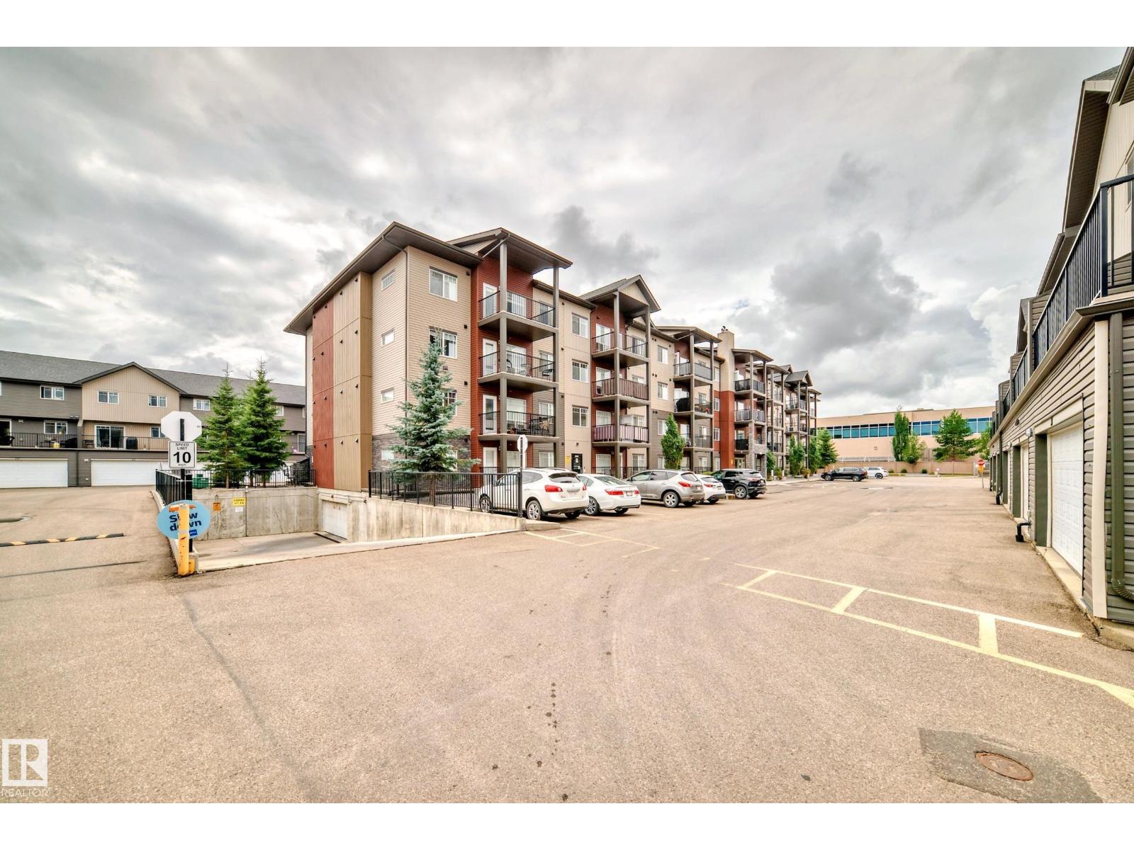 Photo 48 of 303 9517 160 Av Nw, Edmonton AB