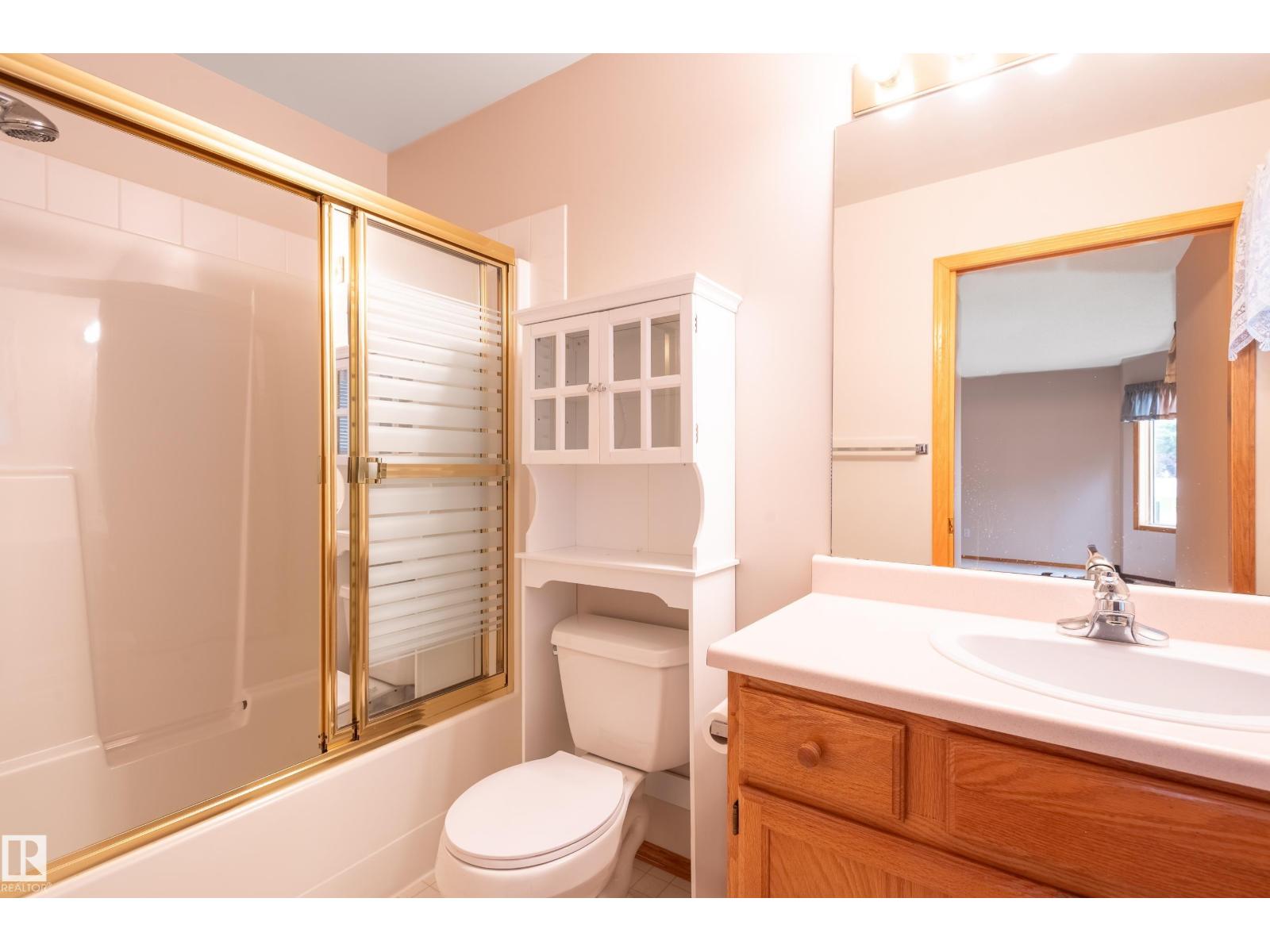 Photo 20 of 104 Lakeside Pl, Leduc AB