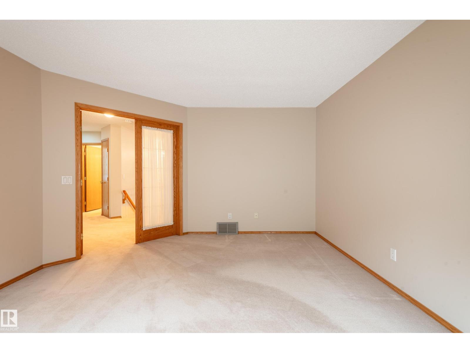Photo 17 of 104 Lakeside Pl, Leduc AB