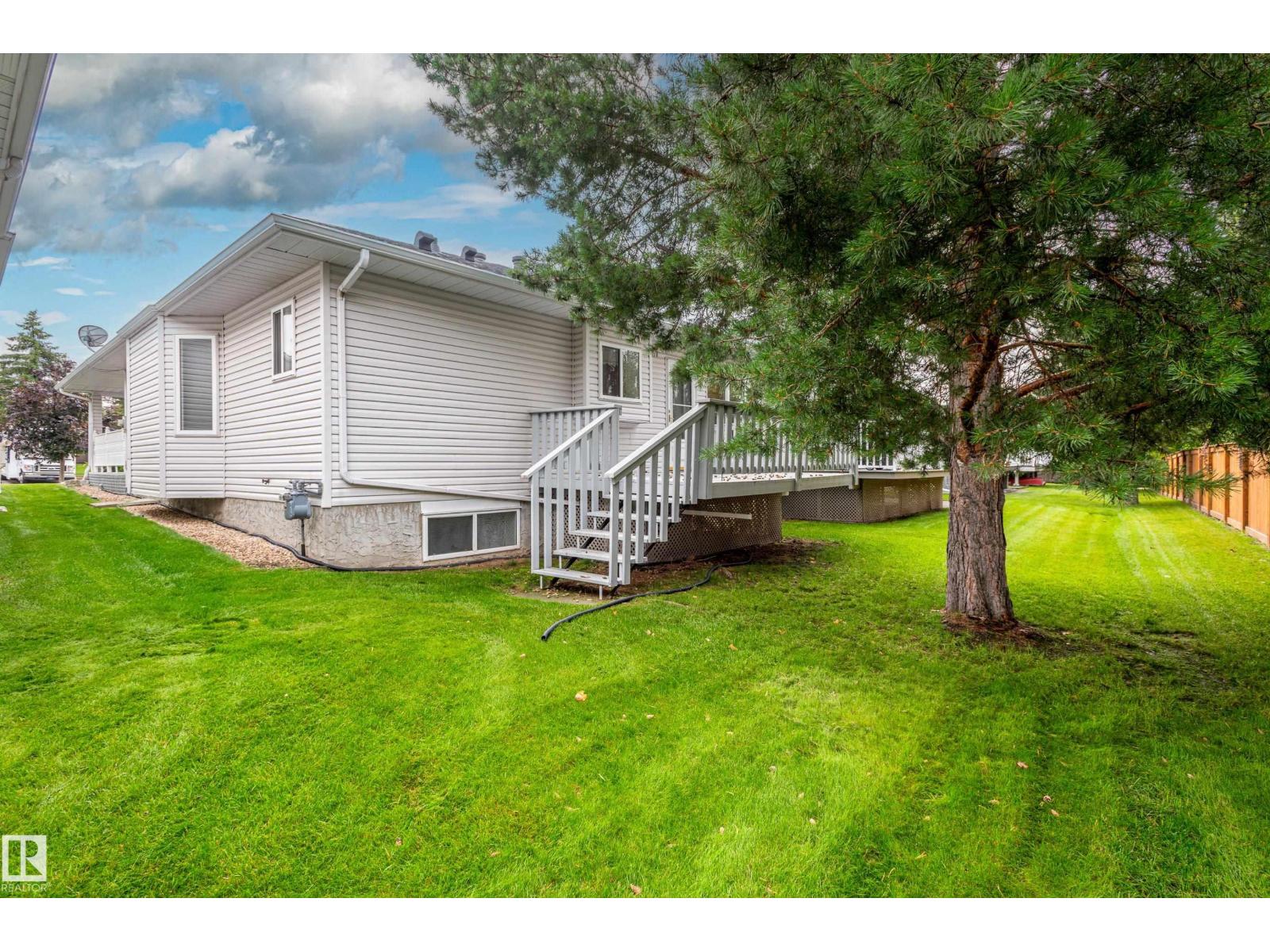 Photo 58 of 104 Lakeside Pl, Leduc AB