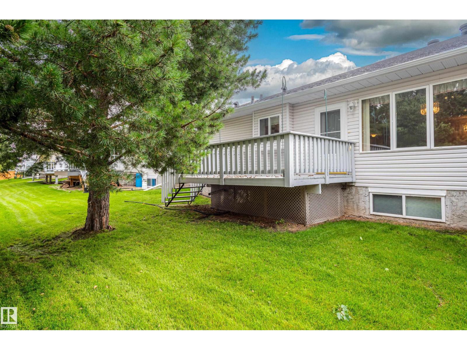 Photo 59 of 104 Lakeside Pl, Leduc AB