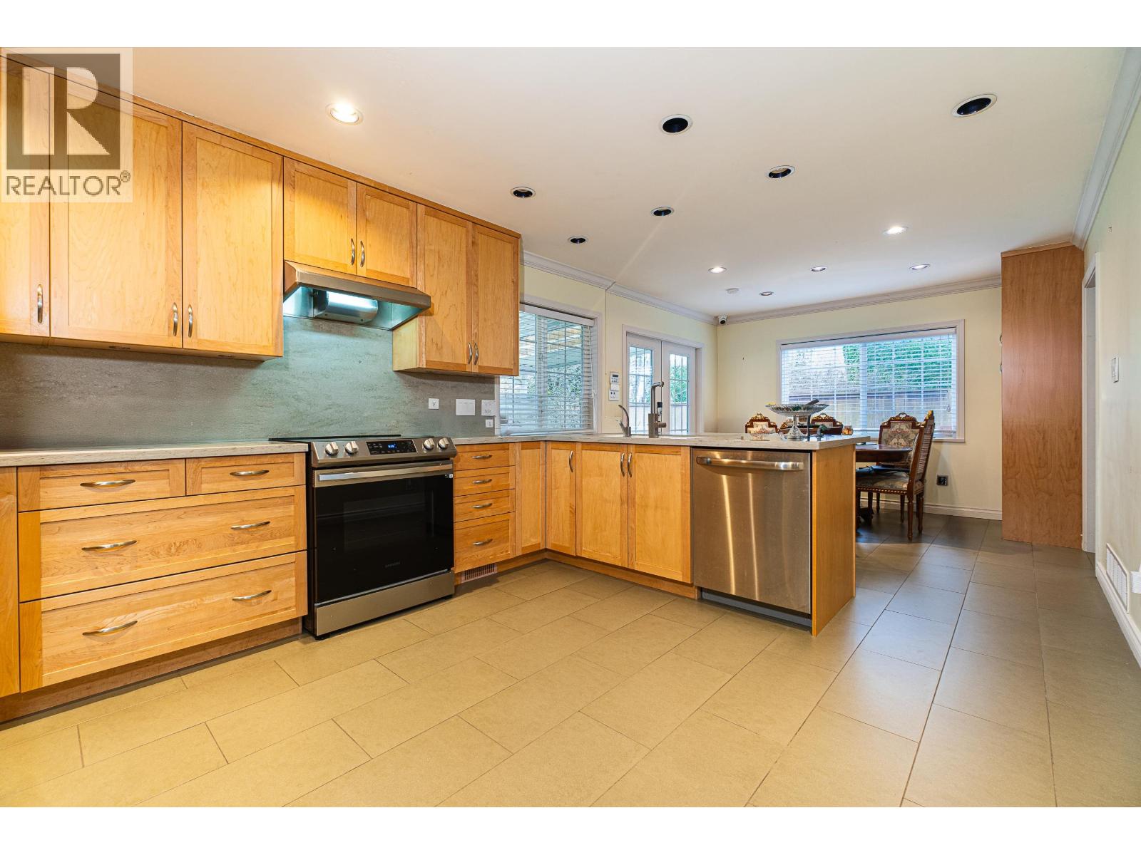 10060 SWINTON CRESCENT, Richmond