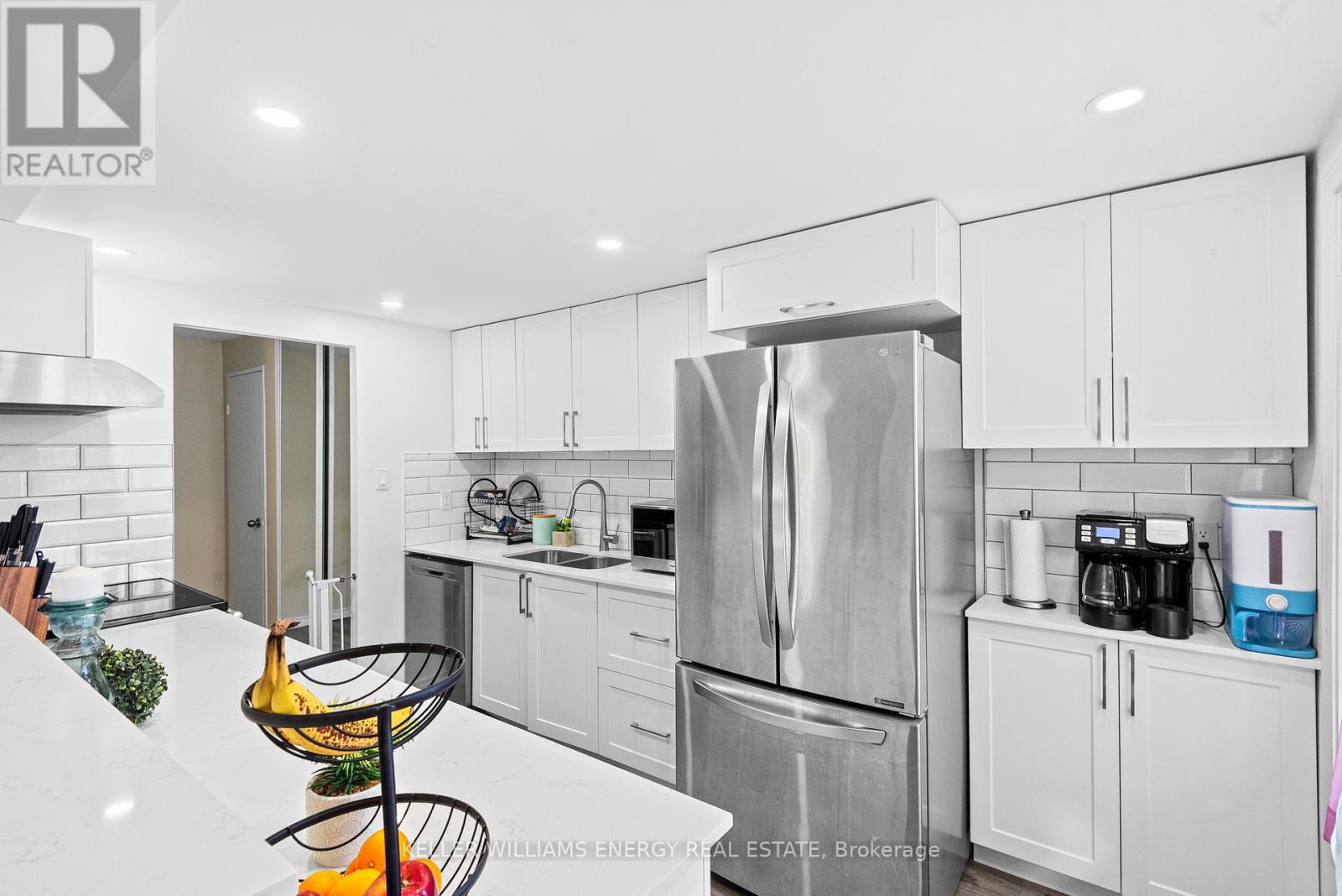 Photo 9 of 1 43 Taunton Road E, Oshawa ON