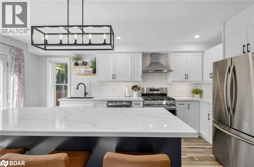 Photo 9 of 1301 Forest Street, Innisfil ON