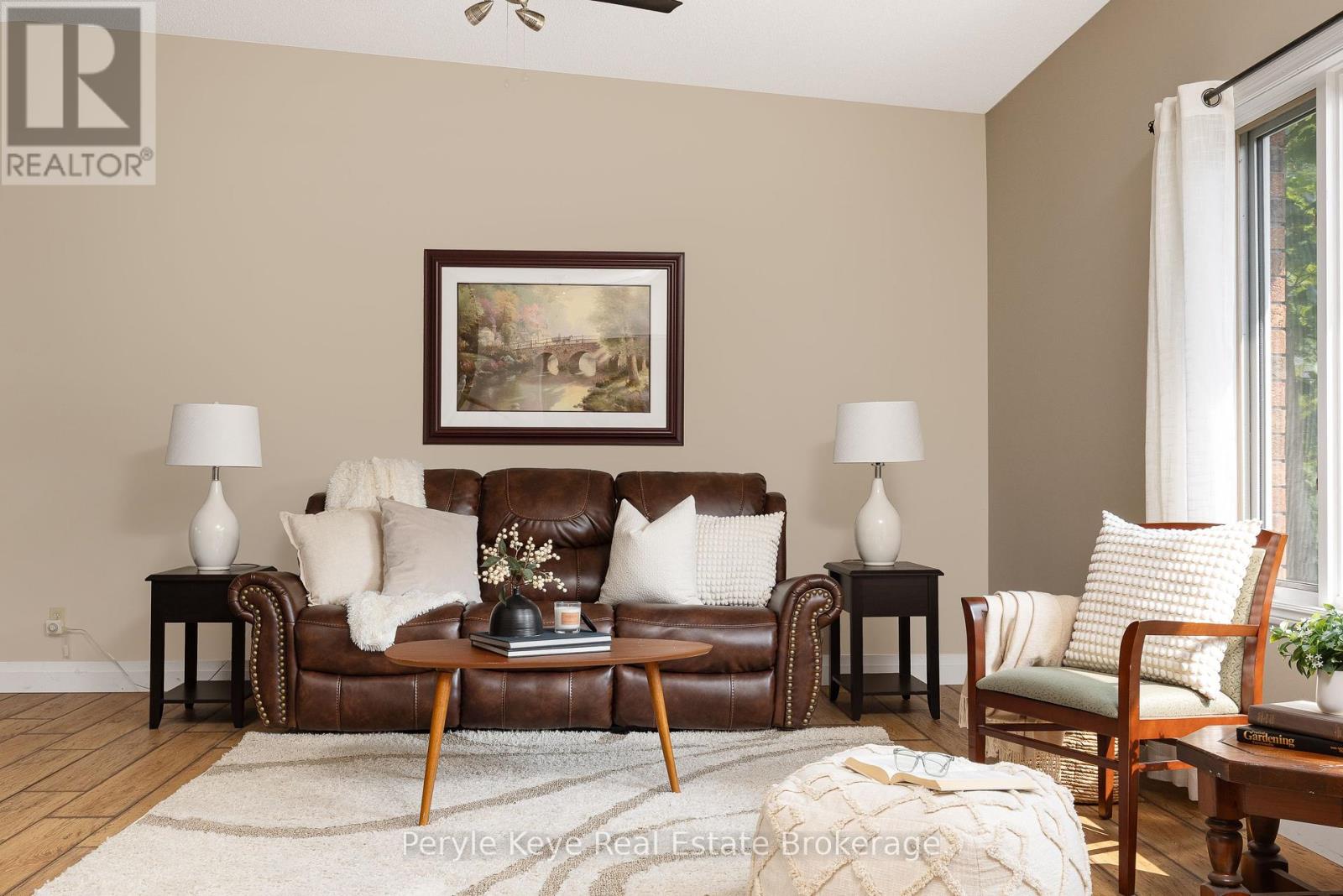 Photo 11 of 8 Shaw Crescent, Huntsville ON