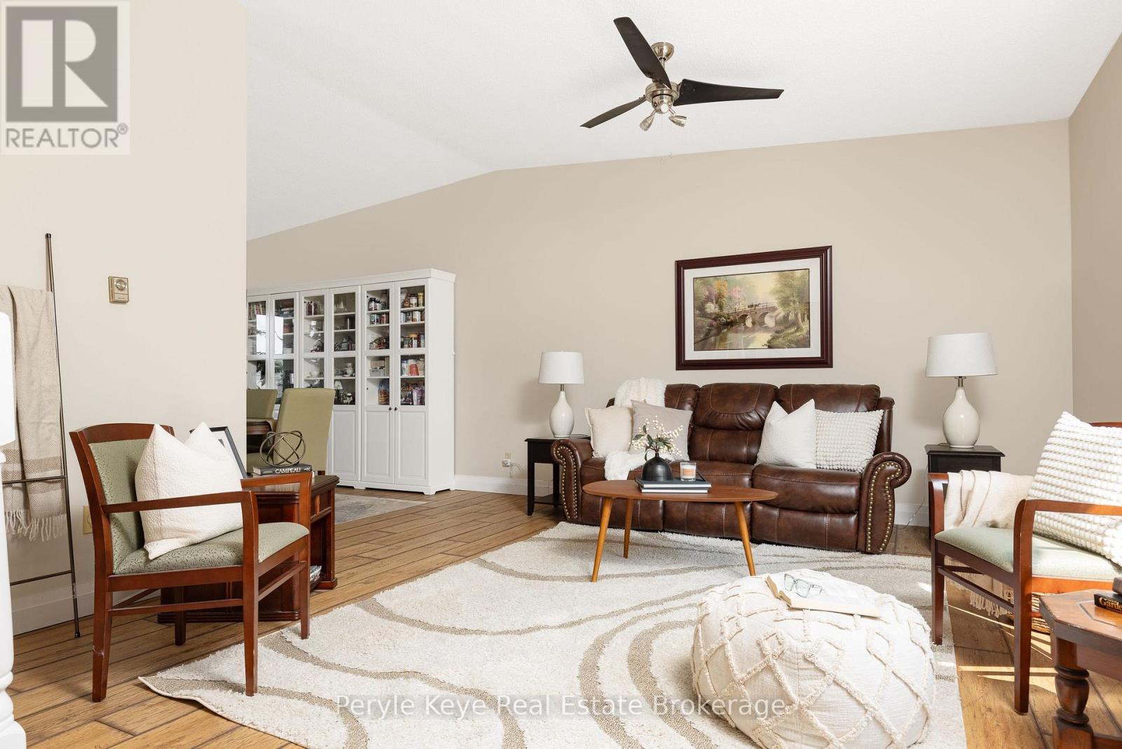 Photo 13 of 8 Shaw Crescent, Huntsville ON