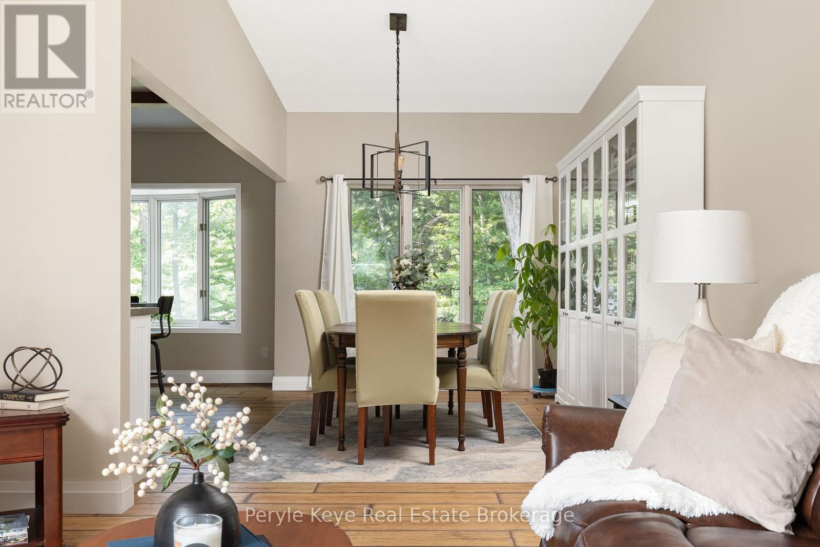 Photo 14 of 8 Shaw Crescent, Huntsville ON