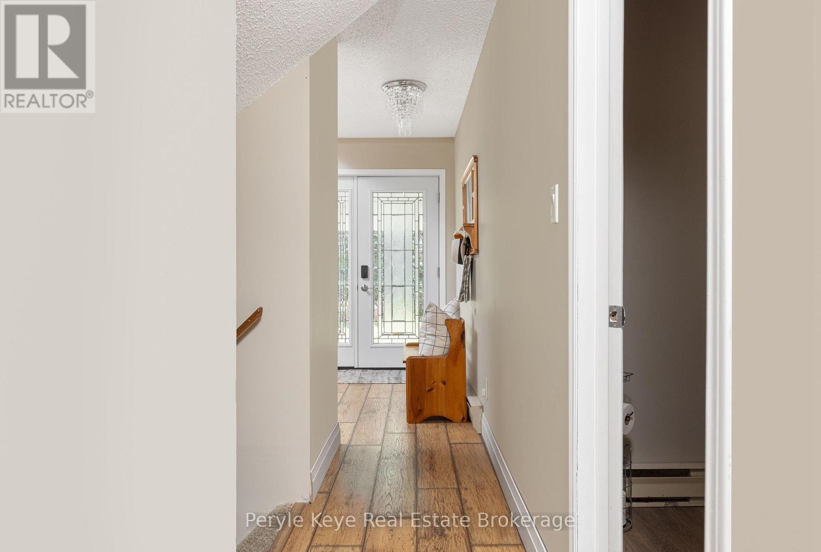Photo 25 of 8 Shaw Crescent, Huntsville ON