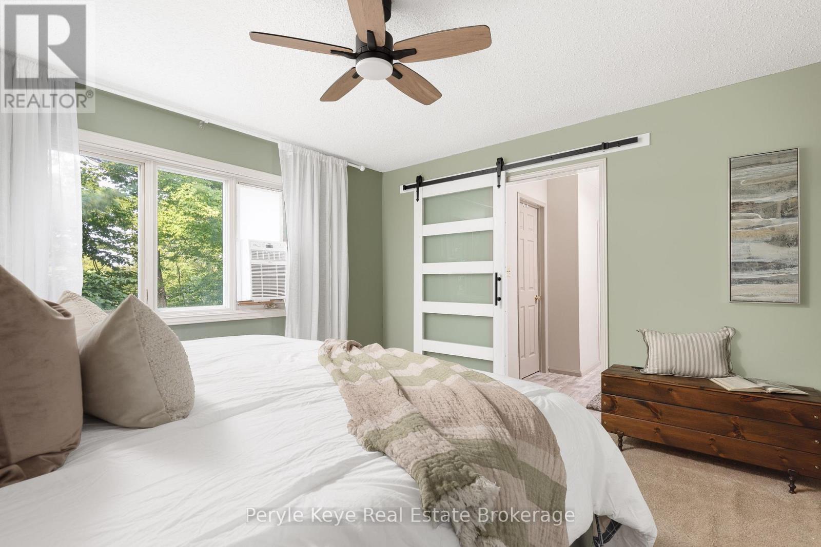 Photo 31 of 8 Shaw Crescent, Huntsville ON