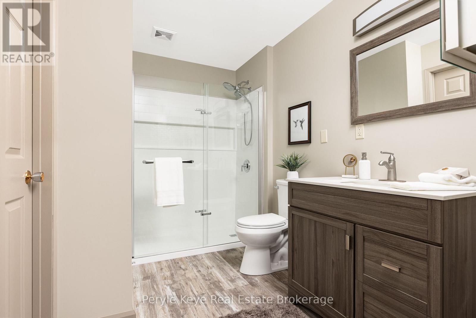 Photo 32 of 8 Shaw Crescent, Huntsville ON