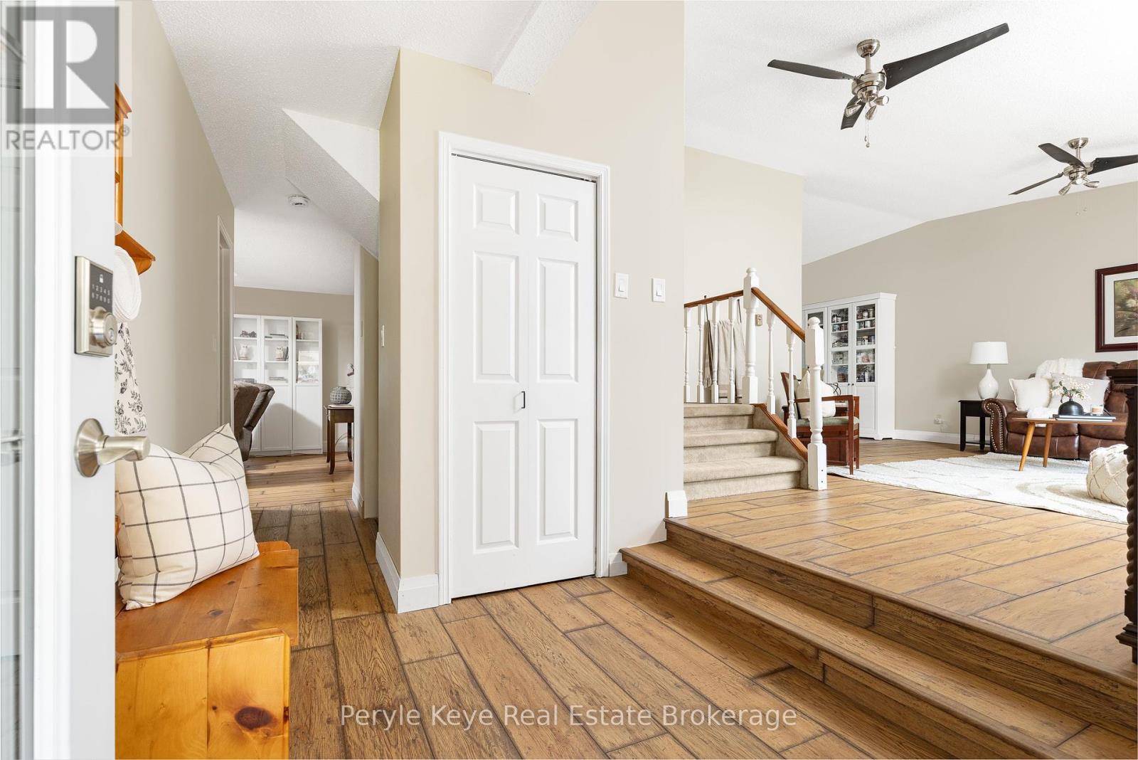 Photo 8 of 8 Shaw Crescent, Huntsville ON